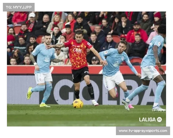 西甲联赛塞尔塔阿斯帕斯任意球直接破门