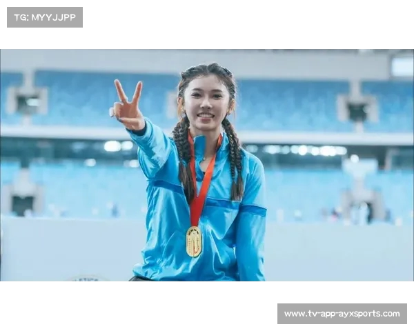 吴艳妮奥运官方证件照曝光，资料显示偶像竟是刘翔(吴艳妮照片)